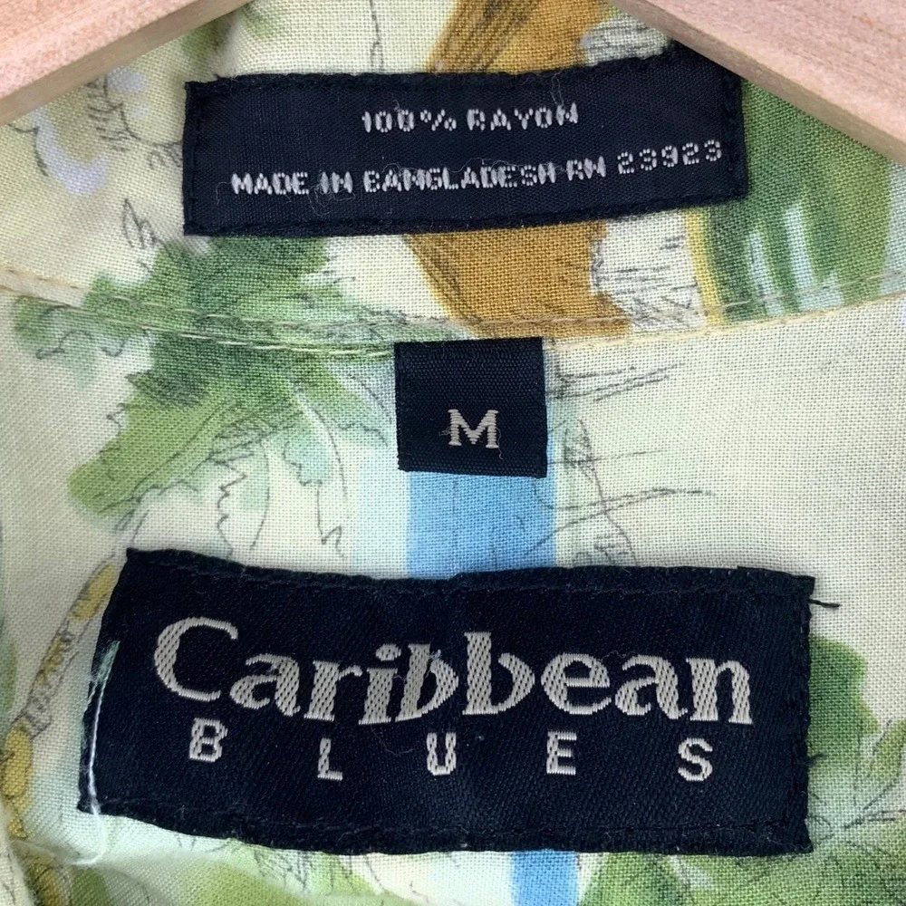 Caribbean Blues Aloha Shirt Mens Medium Yellow Tropical Map Rayon‎ Camp Hawaiian